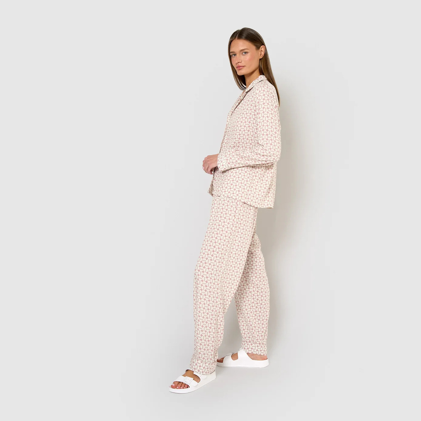 Pigiama lungo rosa enrieta in viscosa stile camicia