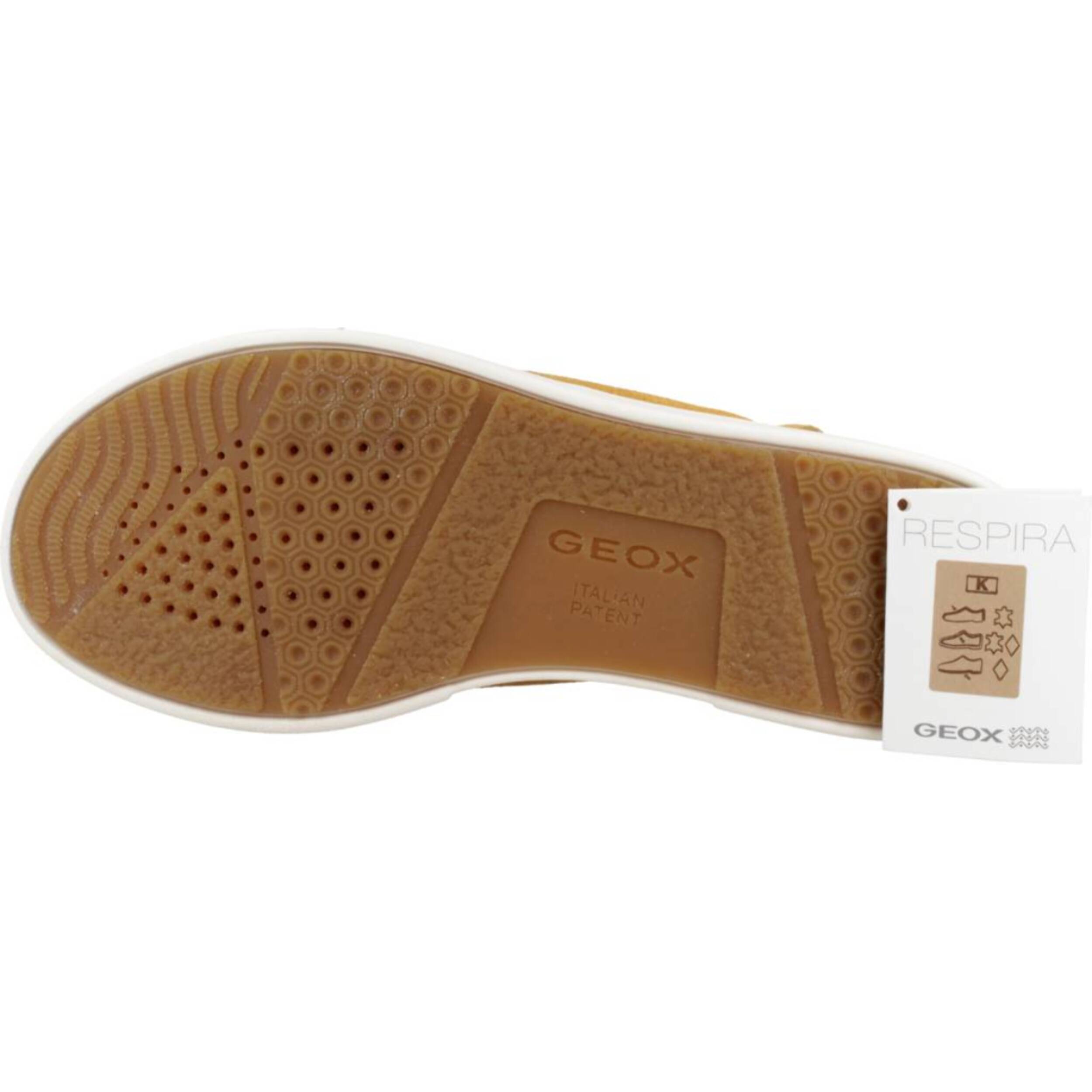 Sandalias Mujer de la marca GEOX  modelo D LAUDARA Yellow