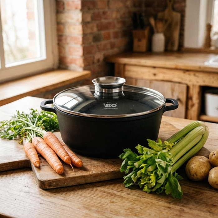 Cocotte 28 x 28 cm en fonte aluminium antiadhésive 3,6 L Elo Alucast