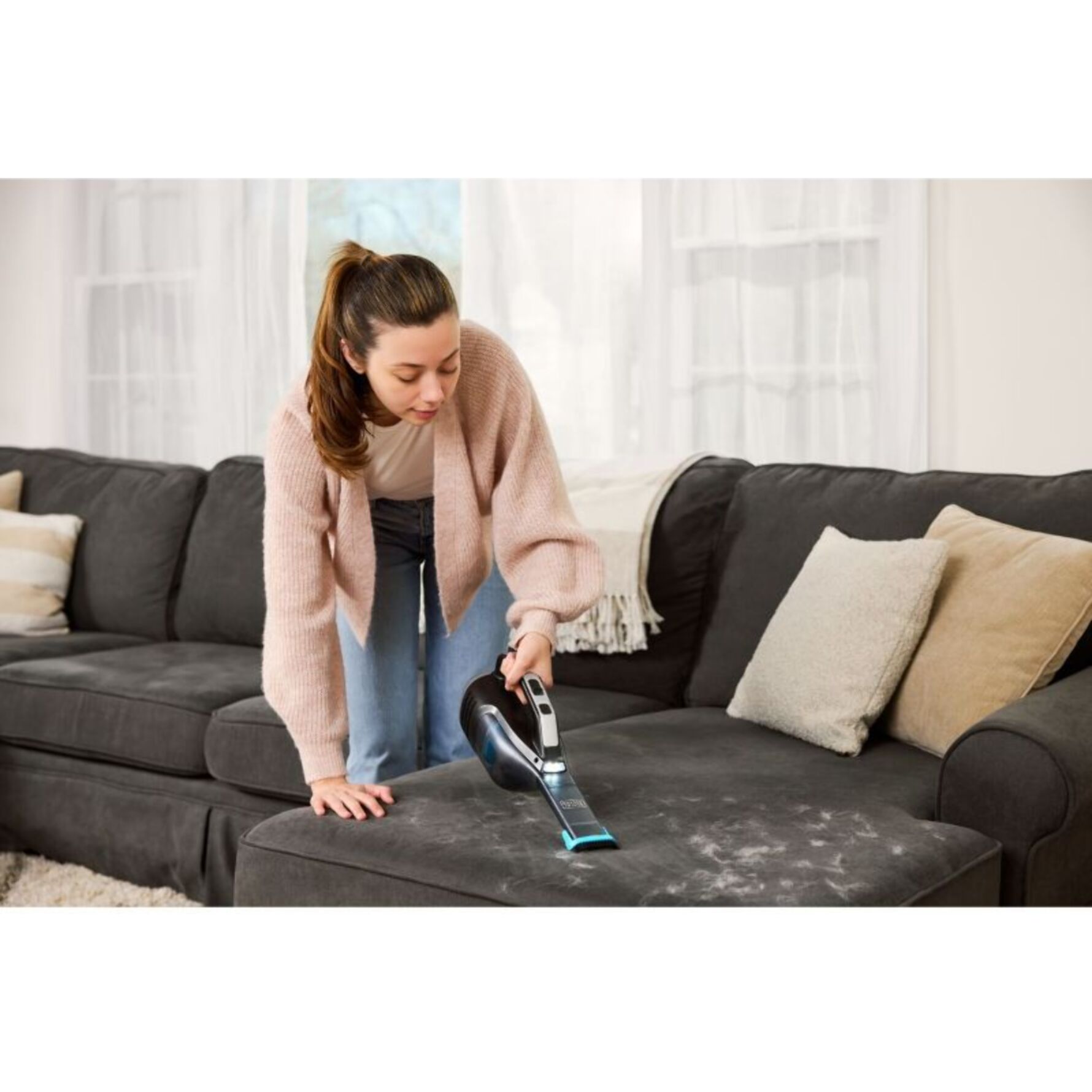 Aspirateur main BLACK ET DECKER DVD320B