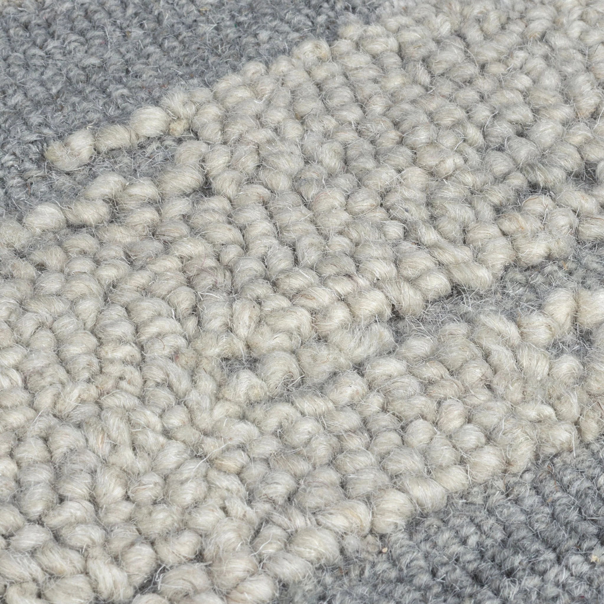 Tapis en laine DION IKAT