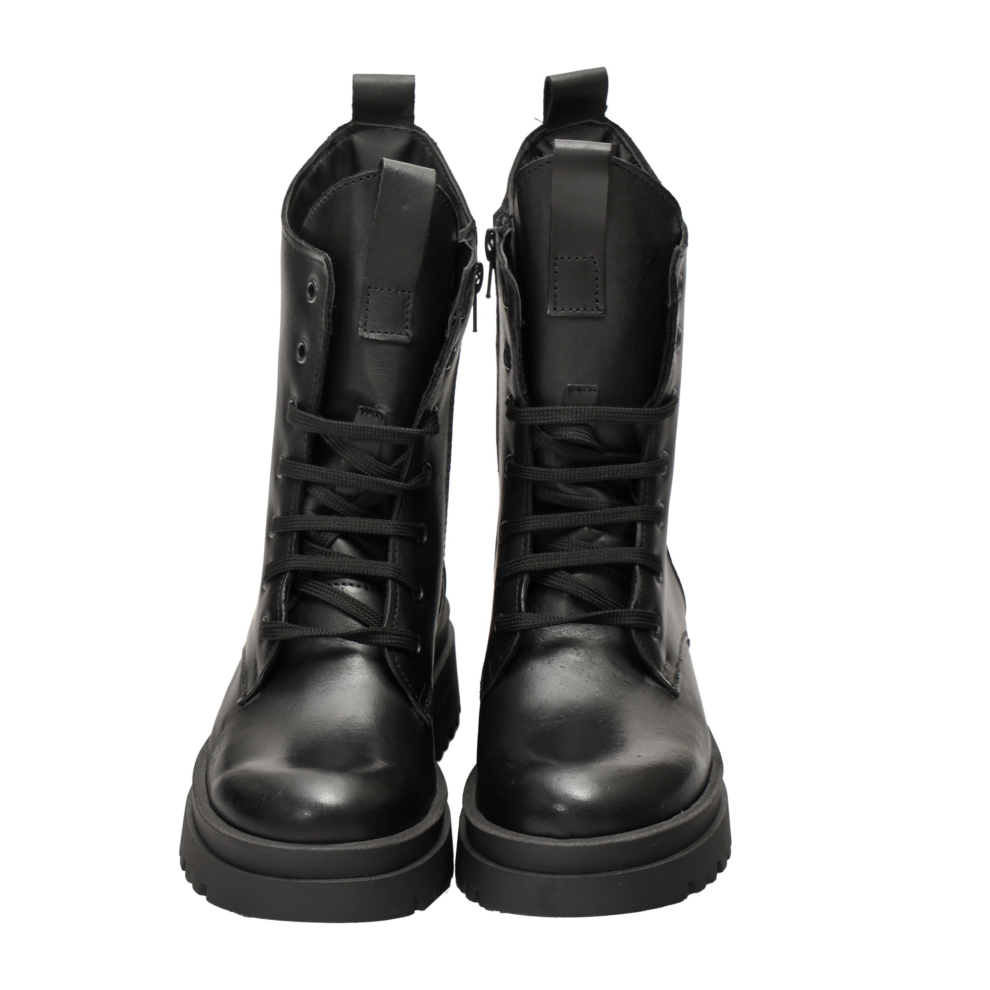 Anfibi in vera pelle con stringhe