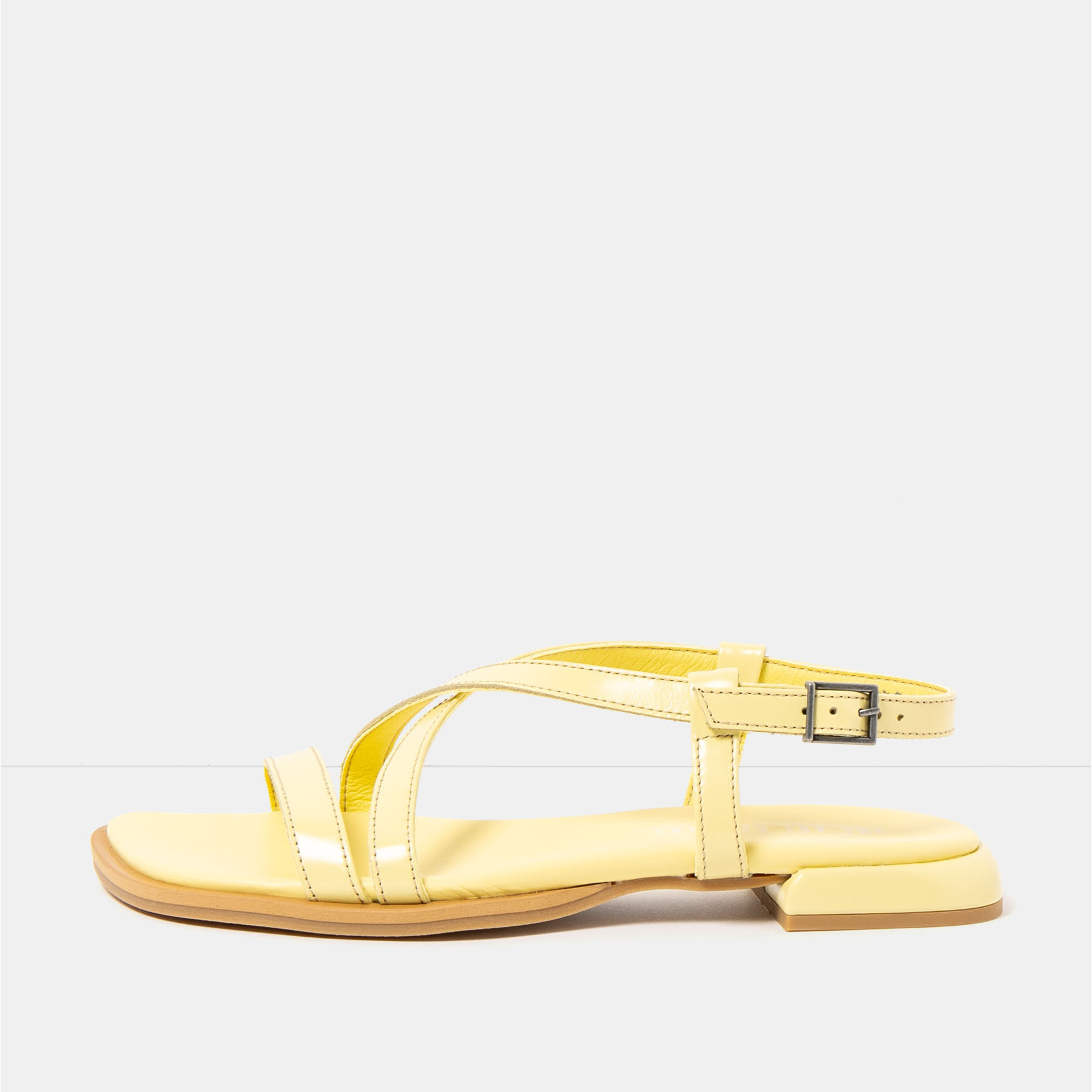 Sandalias 2001 NAPPA SHINNY PALE YELLOW / BERGAMO color Pale yellow