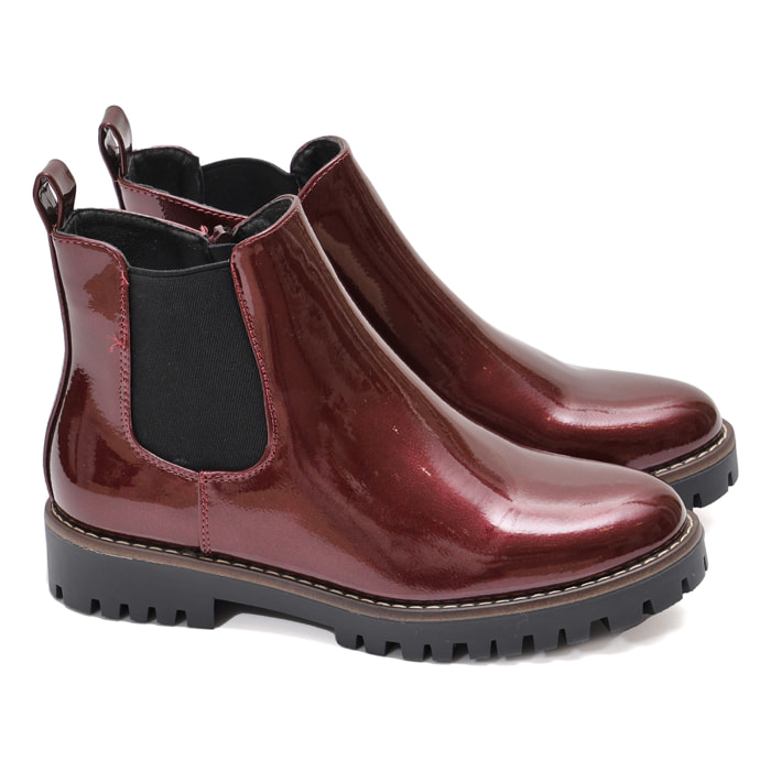 Stivaletto in simil pelle con elastico laterale