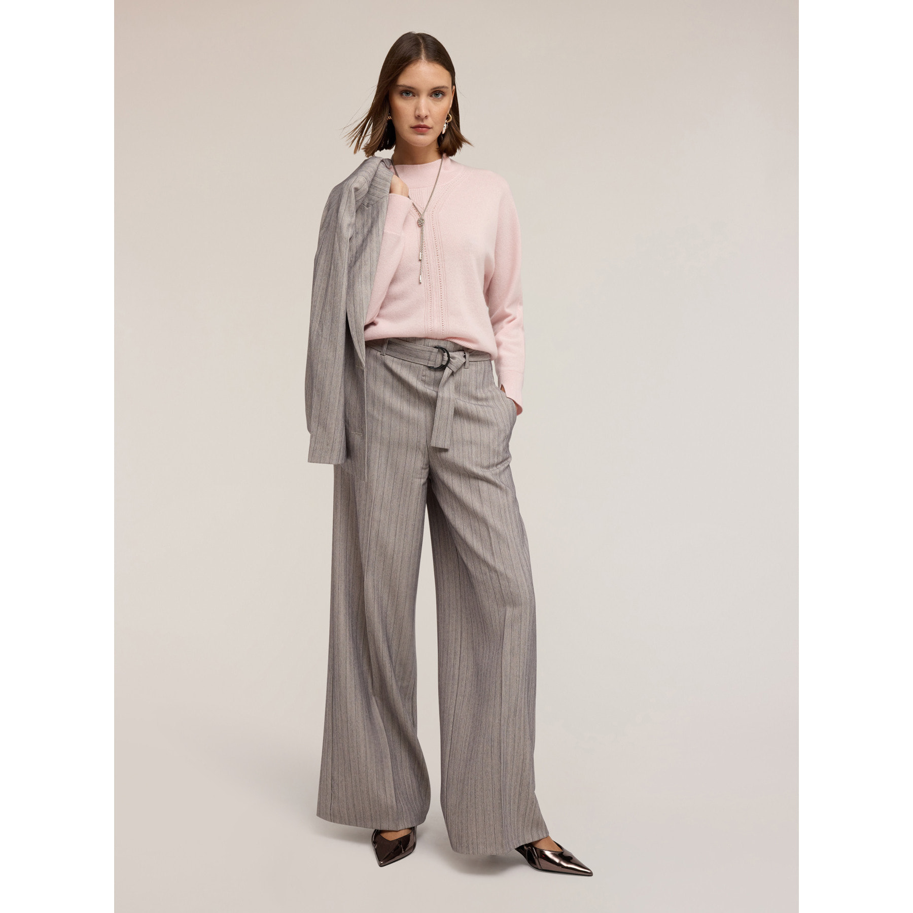 Motivi - Pantalones palazzo de rayas con cinturón - Gris