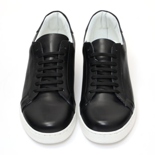 Sneakers stringate in pelle di vitello