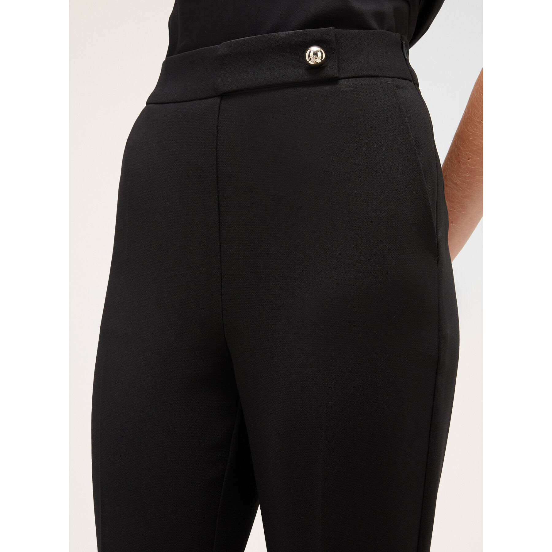 Motivi - Pantalones flare de crepé - Negro