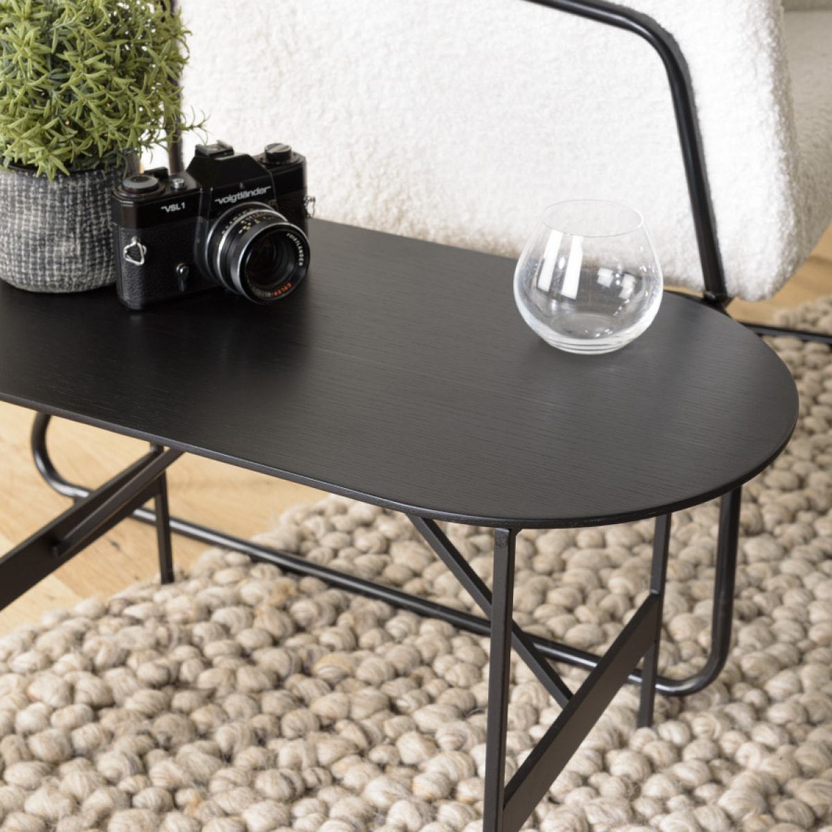 DALY - Table basse ovale noire 70x35cm piètement métal