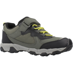 Zapatillas Niño de la marca GEOX  modelo J MAGNETAR VERDE