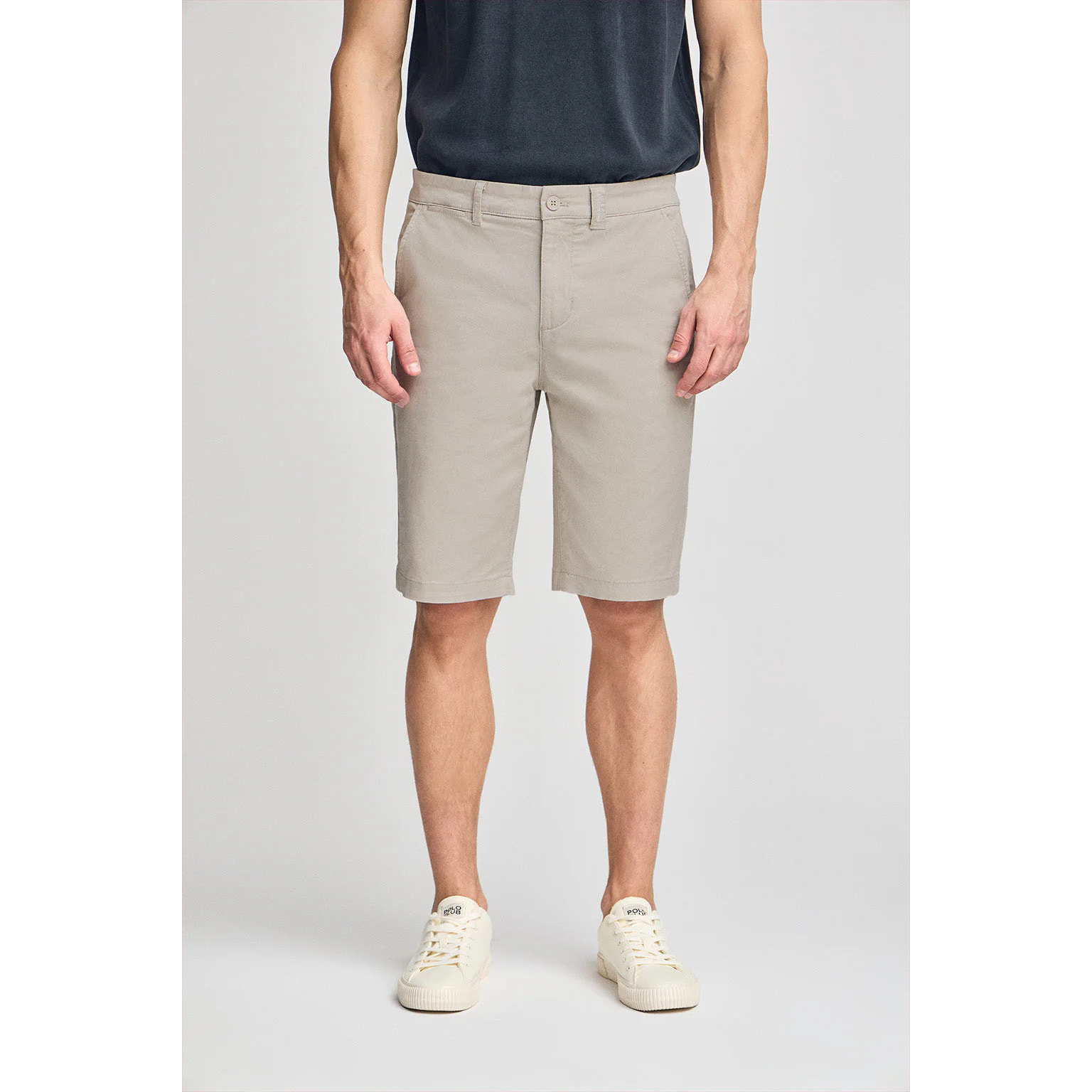 Bermuda relax gris claro con detalles Polo Club