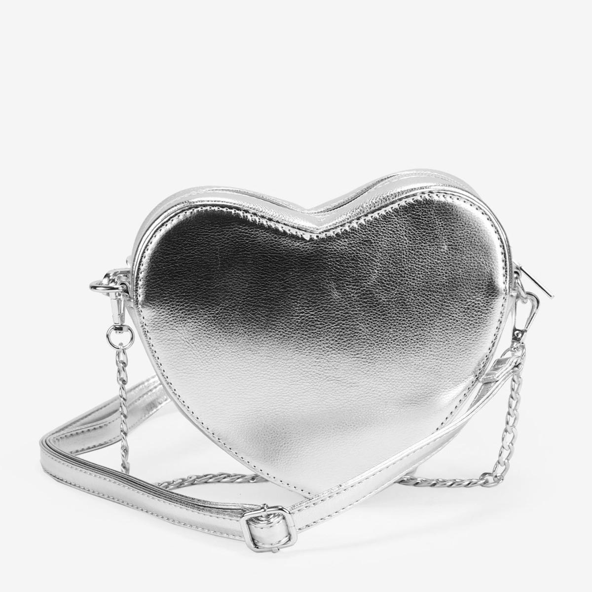 Bolso pequeño de corazón plateado con cadena