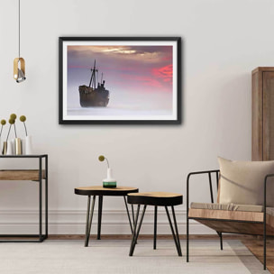 Affiche Bateau naufrage fantôme Affiche sous cadre noir