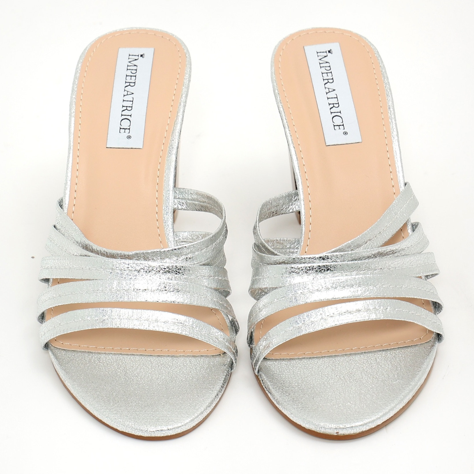 Sandali in simil pelle laminata con tacco comodo