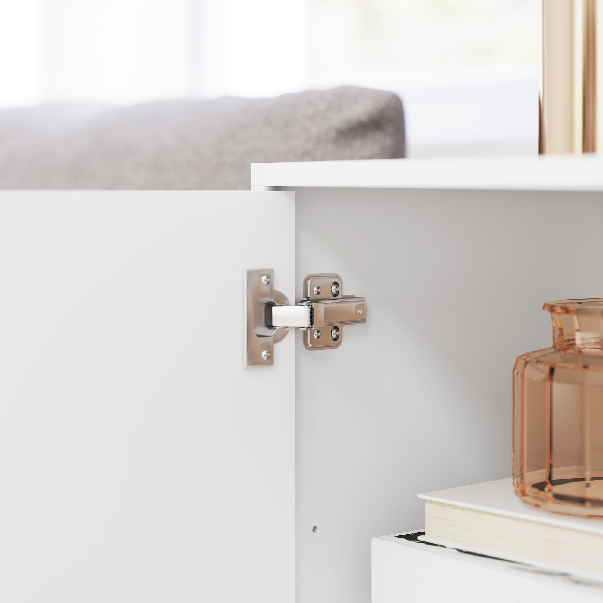 Aparador 4 Puertas Aparador para Salón Moderno con Estantes Ajustables y Patas Doradas para Comedor Entrada Mueble para TV hasta 65 Pulgadas Blanco 140,8x35x77,5 cm