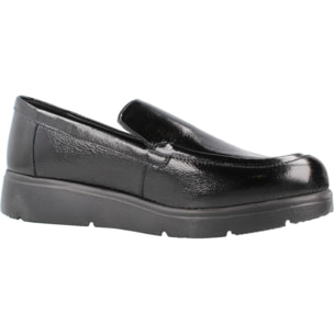 Zapatos Confort Mujer de la marca GEOX  modelo D ARLARA NEGRO
