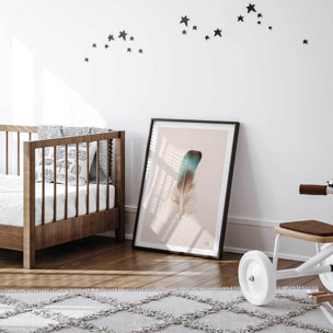 Affiche enfant plume bleue  Affiche + cadre en bois - Noir