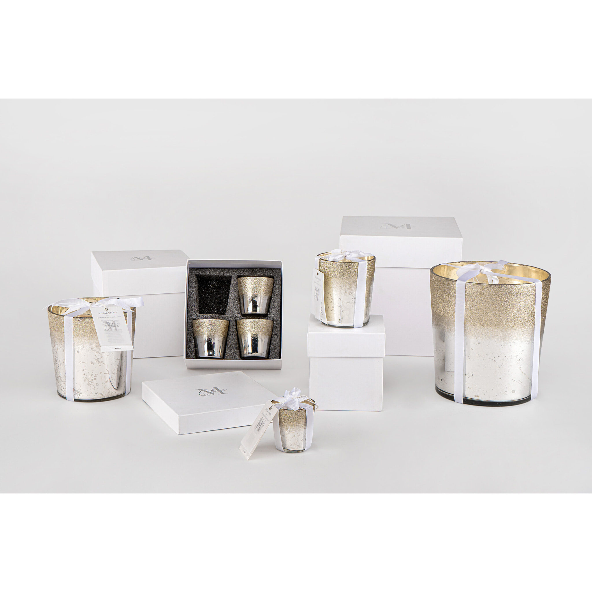 J-Line bougie parfumée M-Chic - verre - argent – large – 140H