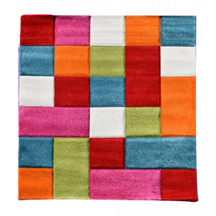 Petit tapis enfant couleur vive et motif géométrique