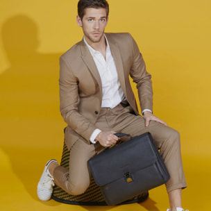 Piquadro Cartella porta computer espandibile con patta e scomparto porta iPad®Air/Air2