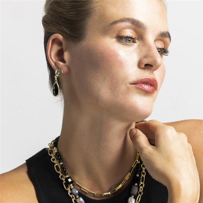 Pendientes con Resina Negra acabado oro 18k