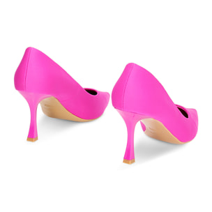Zapato de tacón fucsia de lycra