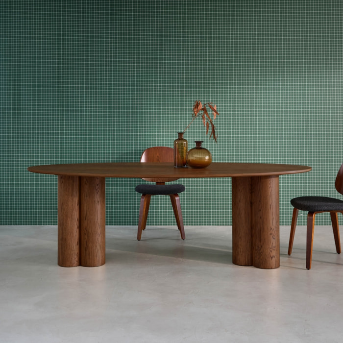 Table à manger ovale bois d'hévéa et placage chêne 8 places LEONORE