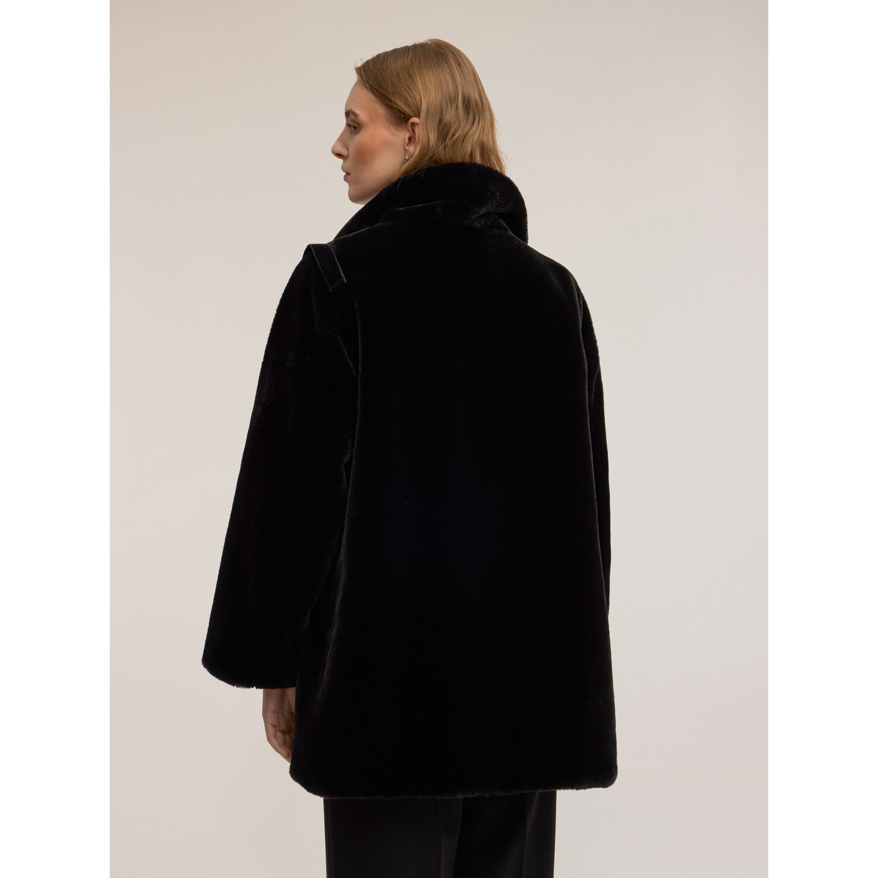 Motivi - Abrigo efecto peluche reversible - Negro