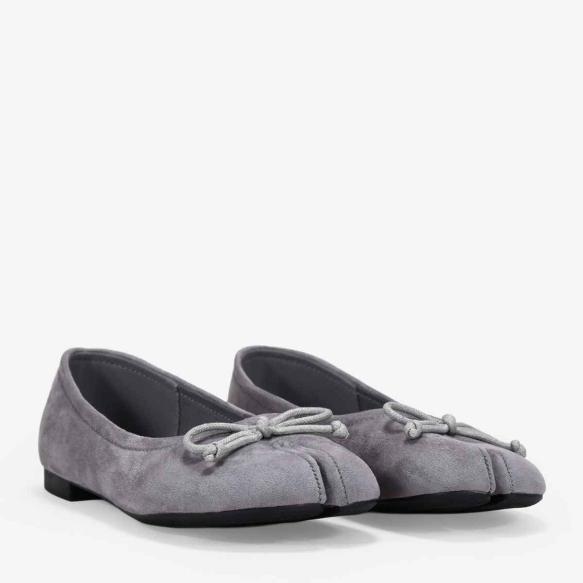 Bailarinas tabi grises con lacito
