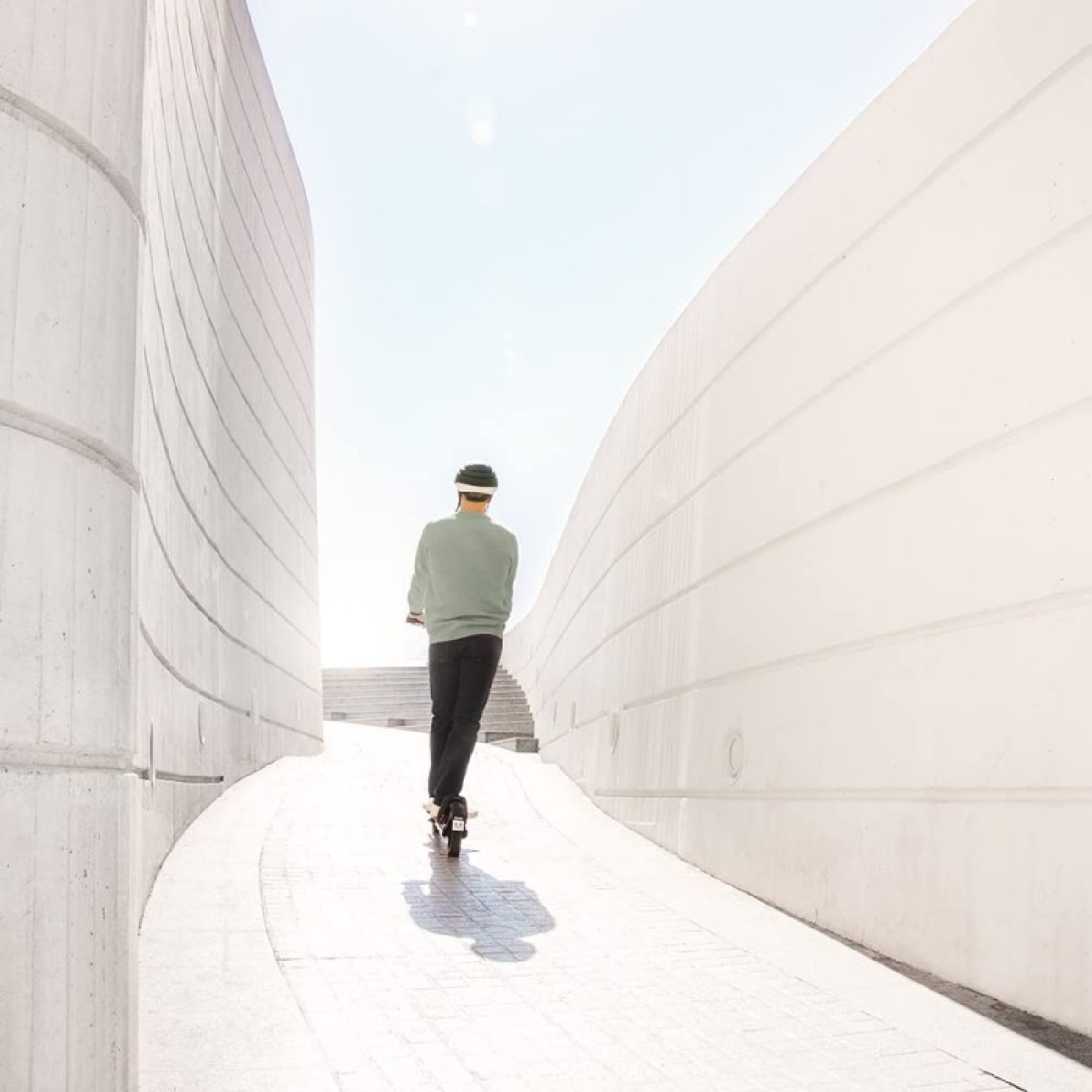 Patinete Eléctrico Homologado Bongo Serie M30 Connected. Autonomía de hasta 30