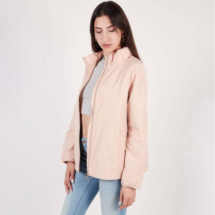 Chaqueta Mujer de la marca GEOX  modelo W GENZIANA SHORT JKT NUDE
