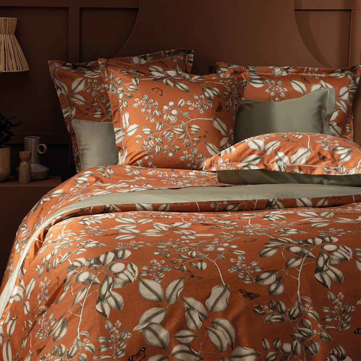 Drap plat satin de coton imprimé orange Fleurs d'oranger rouille