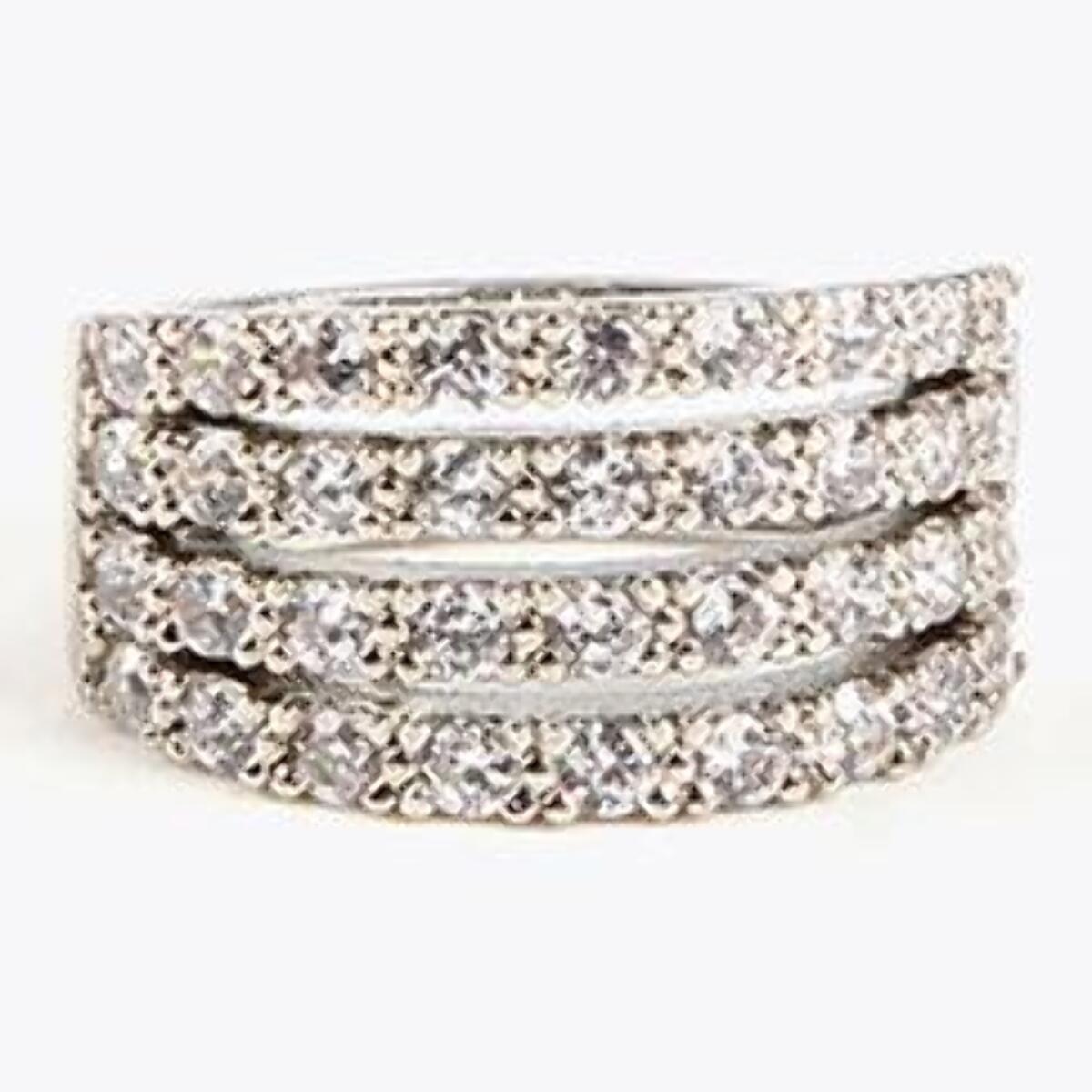 Orecchino piercing in cristallo