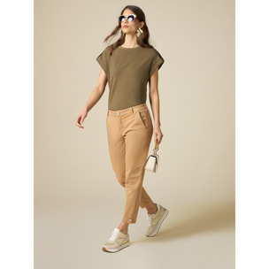 Oltre - Pantalón chinos con detalle joya - Beige