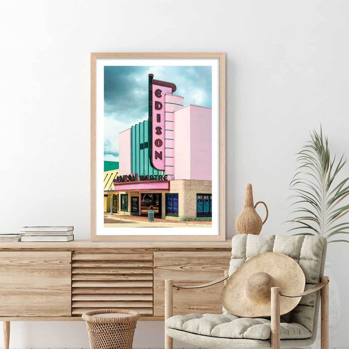 Affiche edison theater sur fond rose Affiche + cadre en bois - Chêne