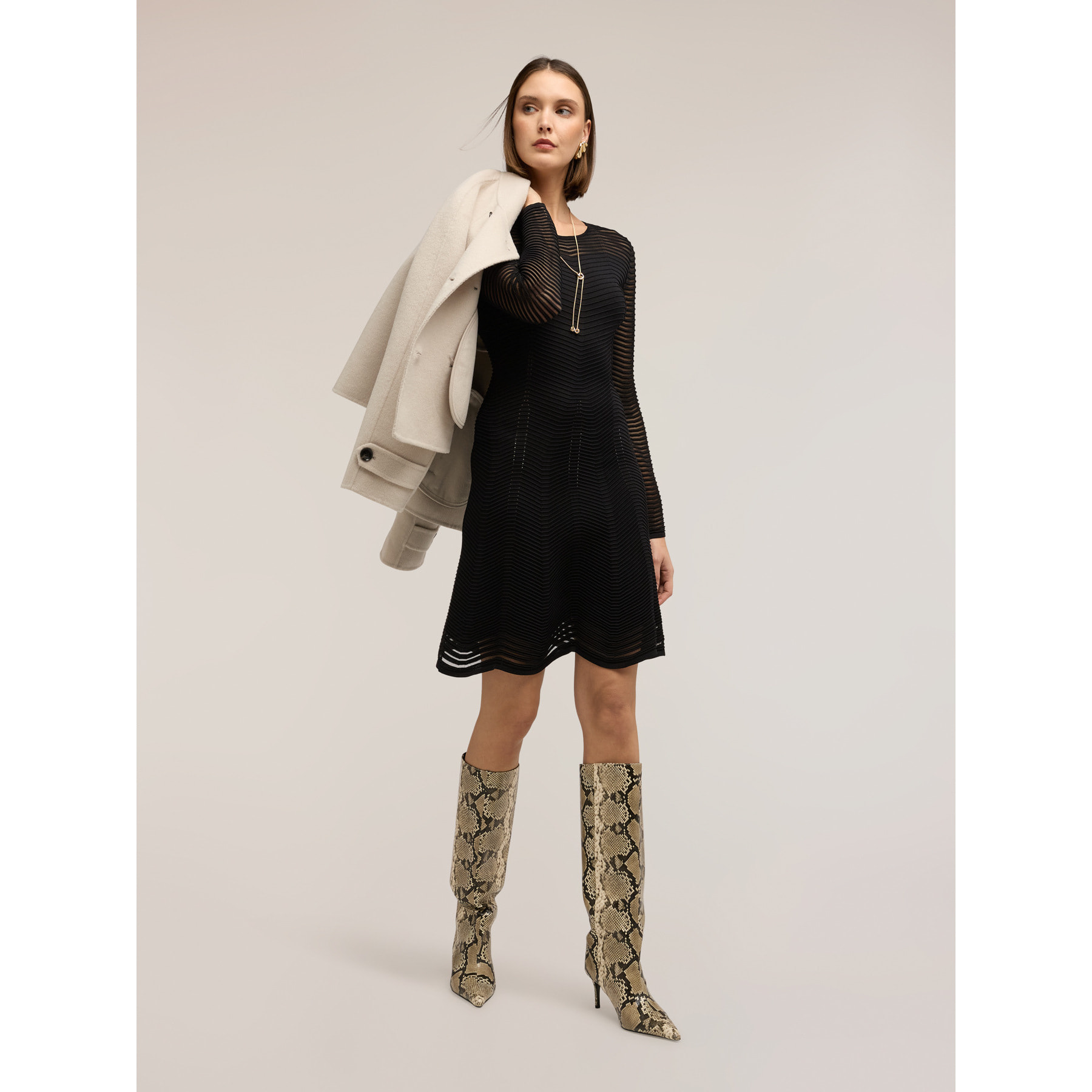 Motivi - Vestido evasé de punto calado - Negro