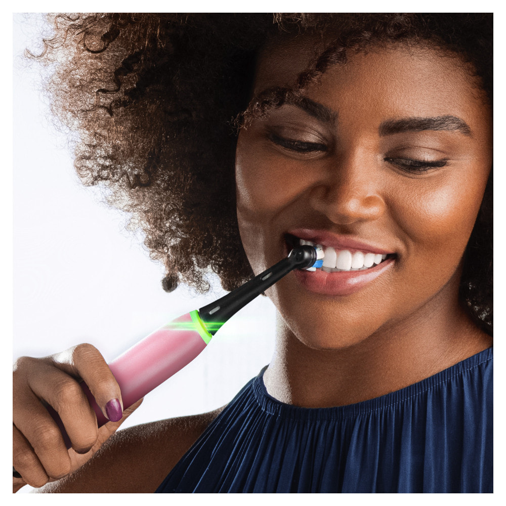 Oral-B iO 5N - Avec Etui de Voyage - Rose - Brosse À Dents Électrique connectée