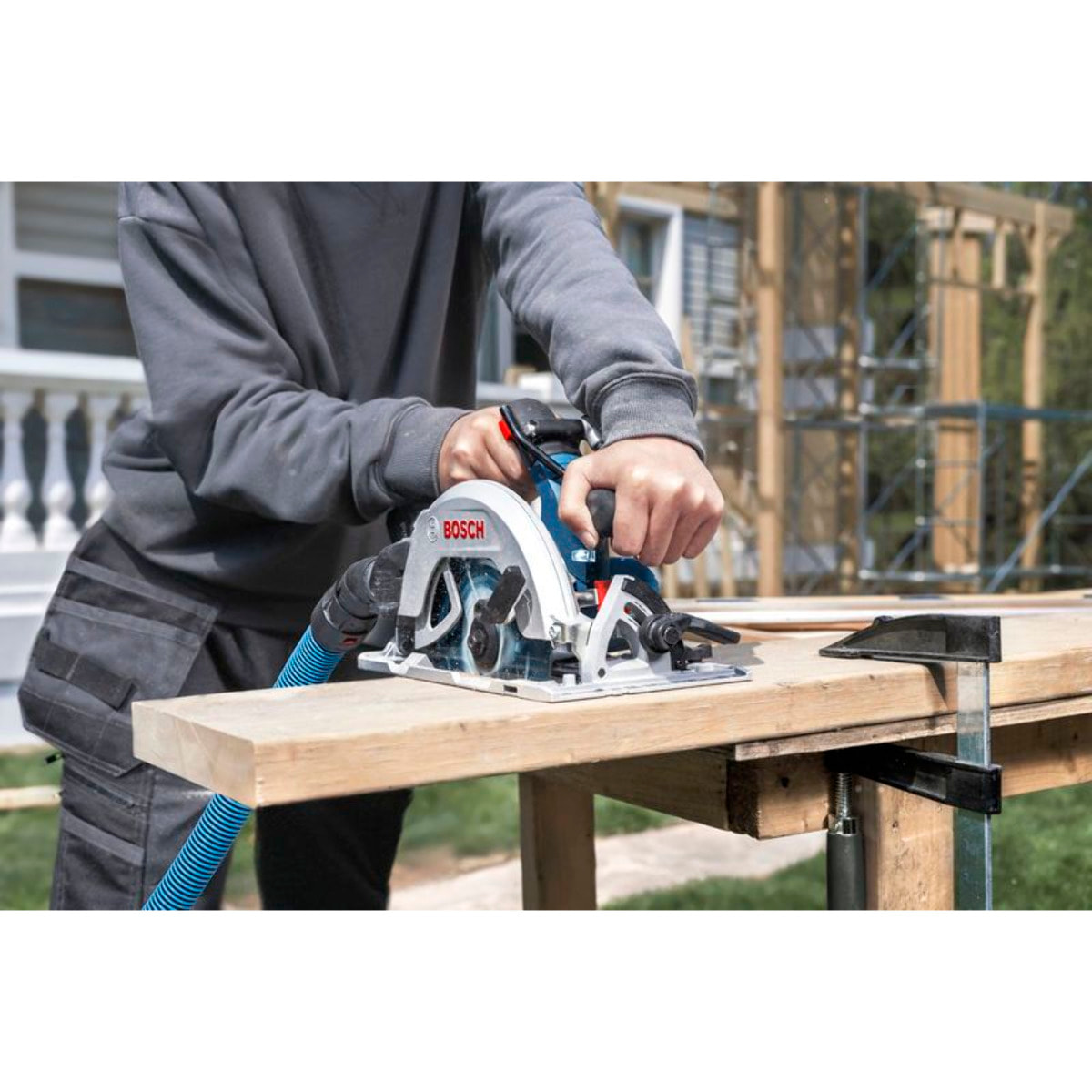 Scie circulaire 18V - PRO GKS 18V-68-2 - BOSCH - sans batterie , ni chargeur - L-BOXX - 06016D0001