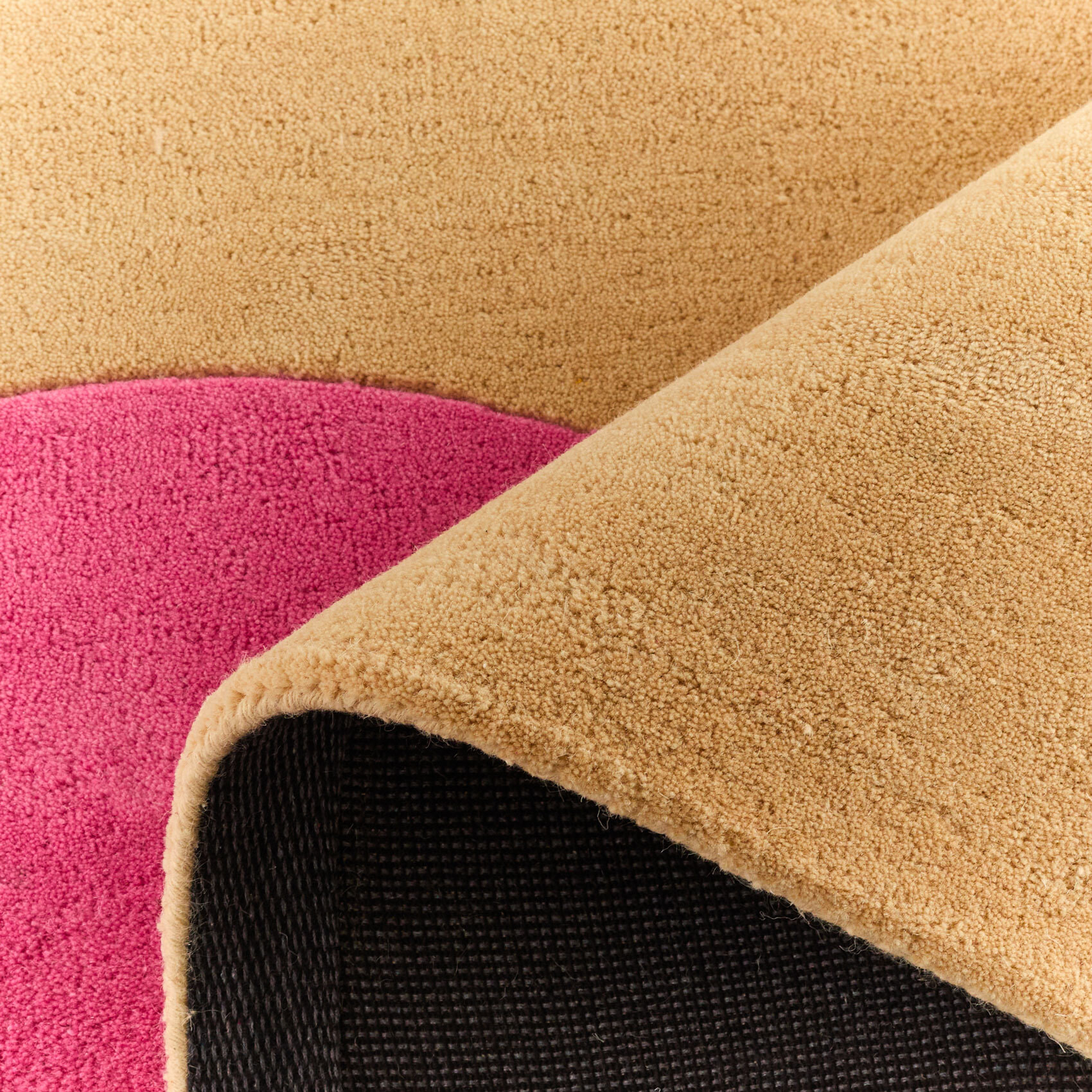 PANTONE - Tapis en laine fait main NUAGE SUCRE pastel
