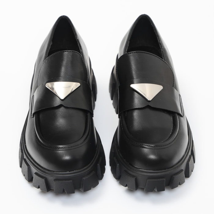 Mocassini platform in simil pelle con dettaglio color argento