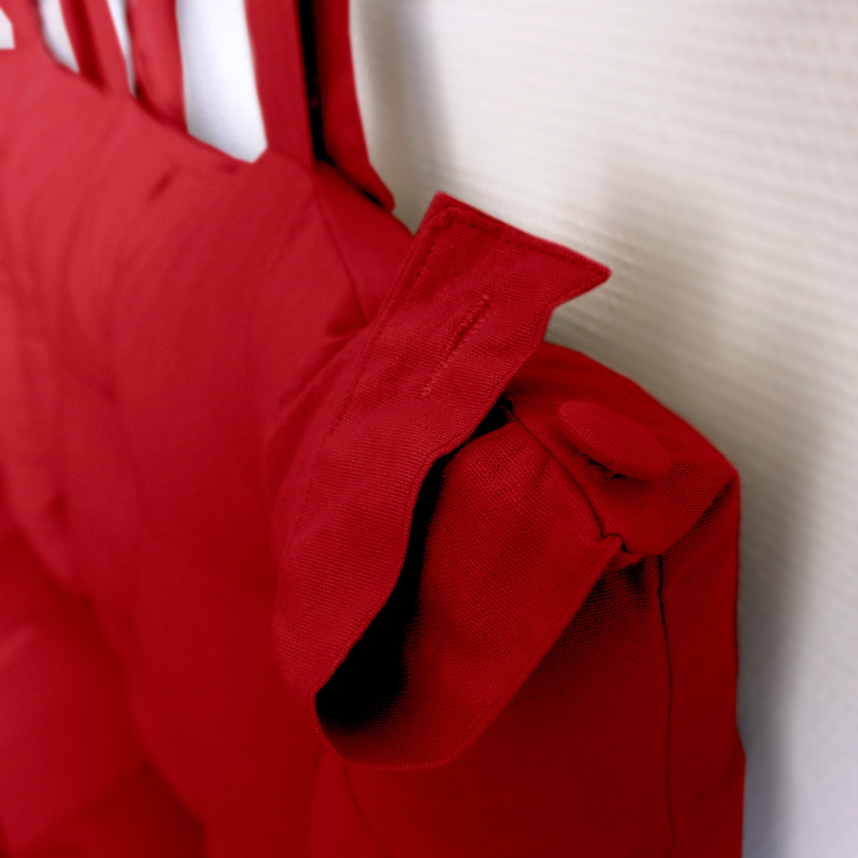 Coussin tête de lit en coton et pattes boutonnées - Rouge