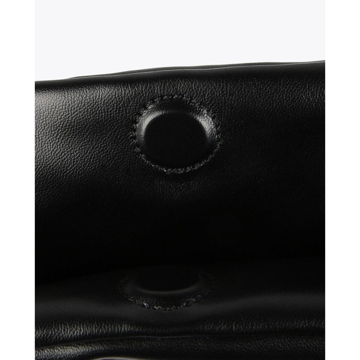 Borsa a tracolla con manico effetto pelle intrecciata