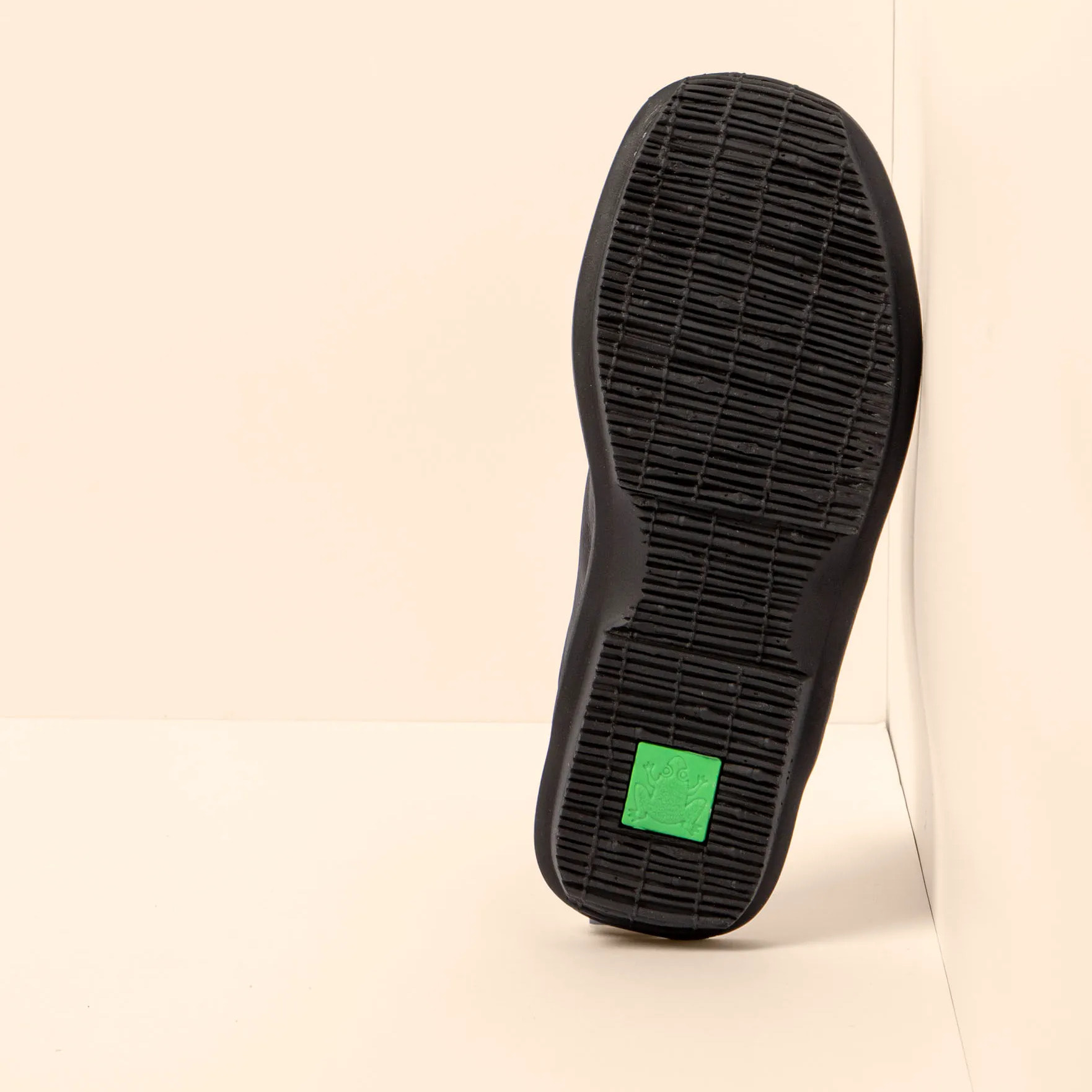 Sandalias N5931 WAX NAPPA BLACK / MAKISU color Black