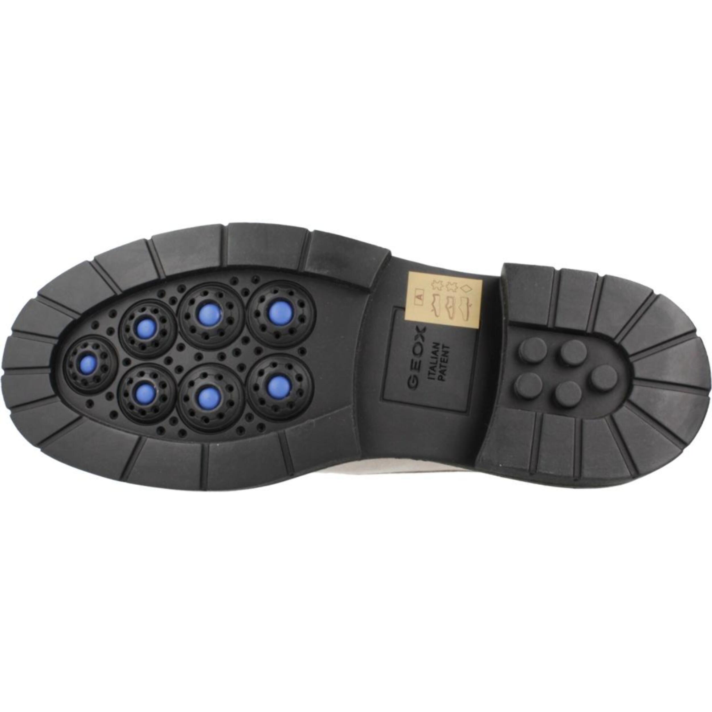 Bluchers Mujer de la marca GEOX  modelo D SPHERICA EC7 BEIS