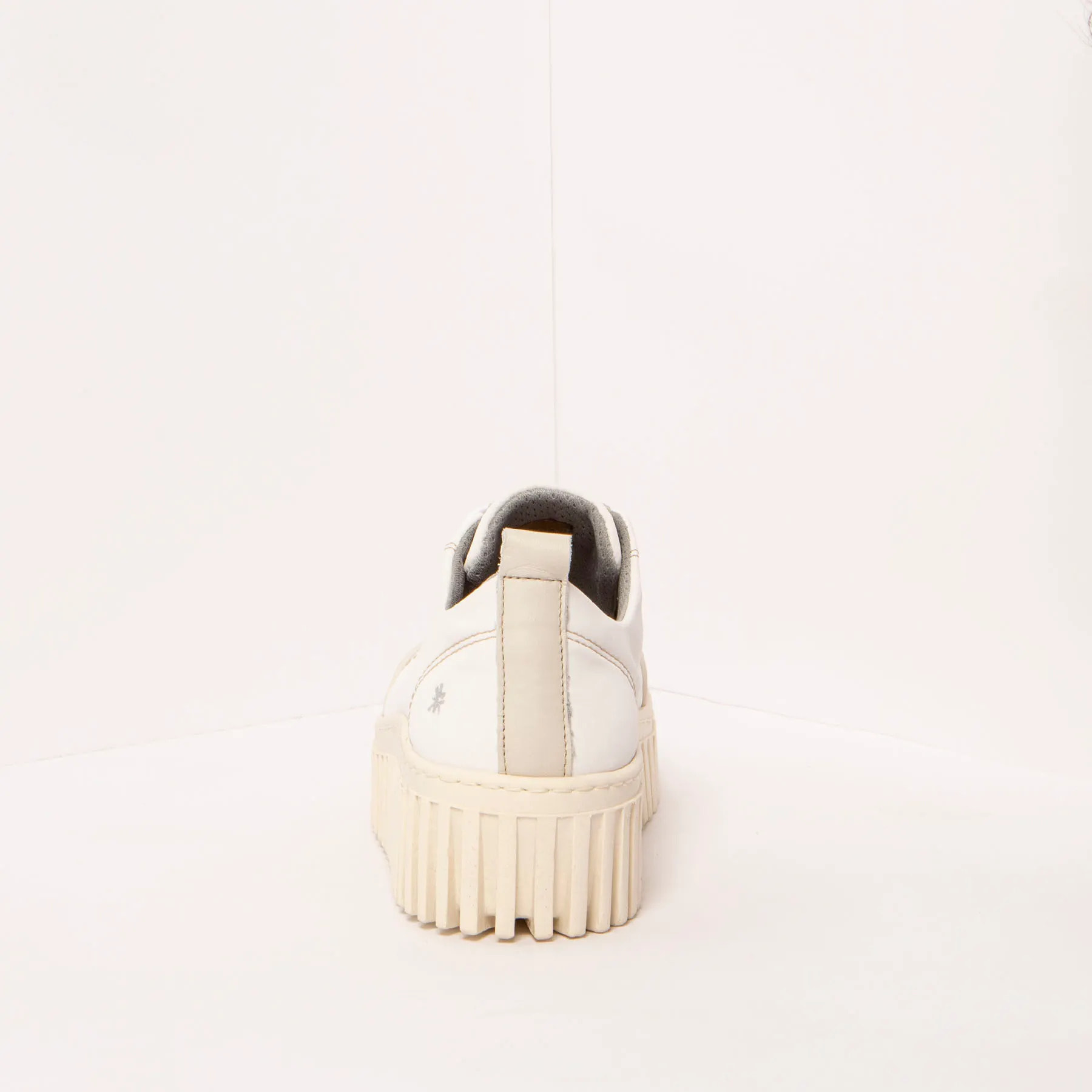 Zapatos 1534 NYLON WHITE/BRIGHTON color White