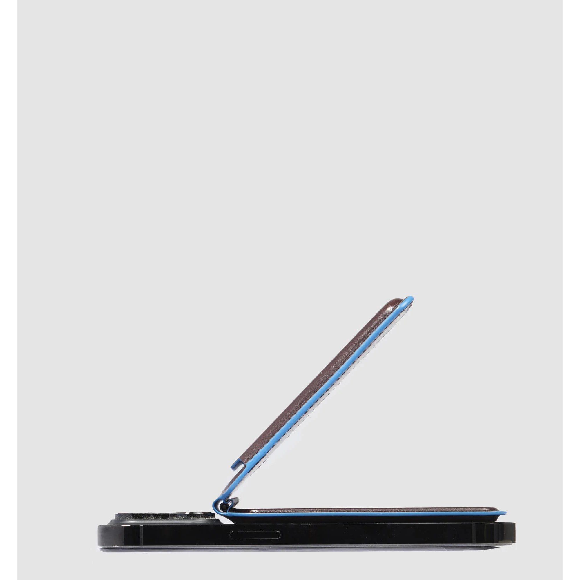 Piquadro Portefeuille MagSafe en cuir avec traqueur rechargeable