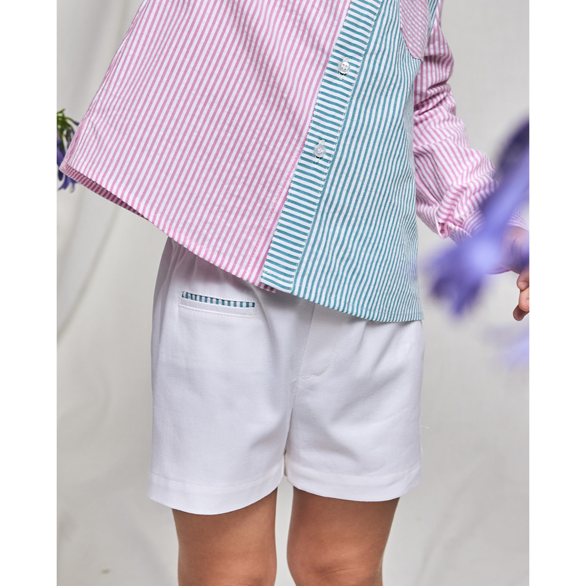 BERMUDA SARGA BLANCA BOLSILLO RAYAS VERDES