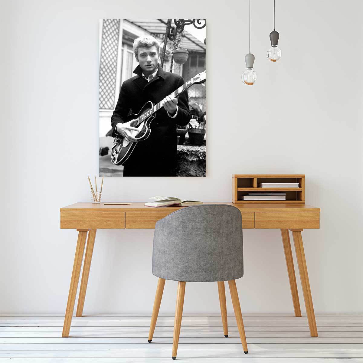 Tableau johnny hallyday et sa guitare en 1963 Tableau plexiglas