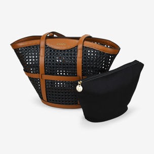 Bolso de hombro negro con rejilla de mimbre