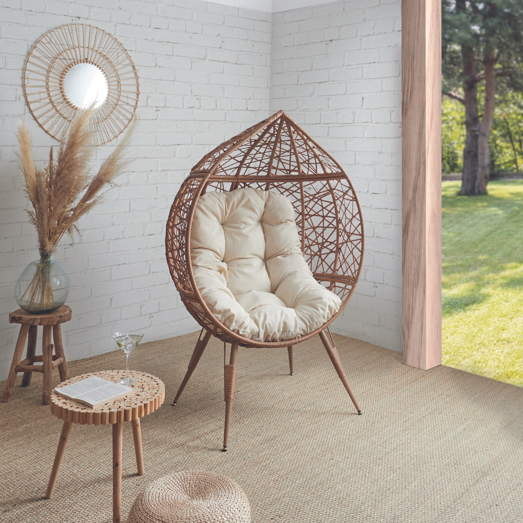 Fauteuil Oeuf Coussin Beige