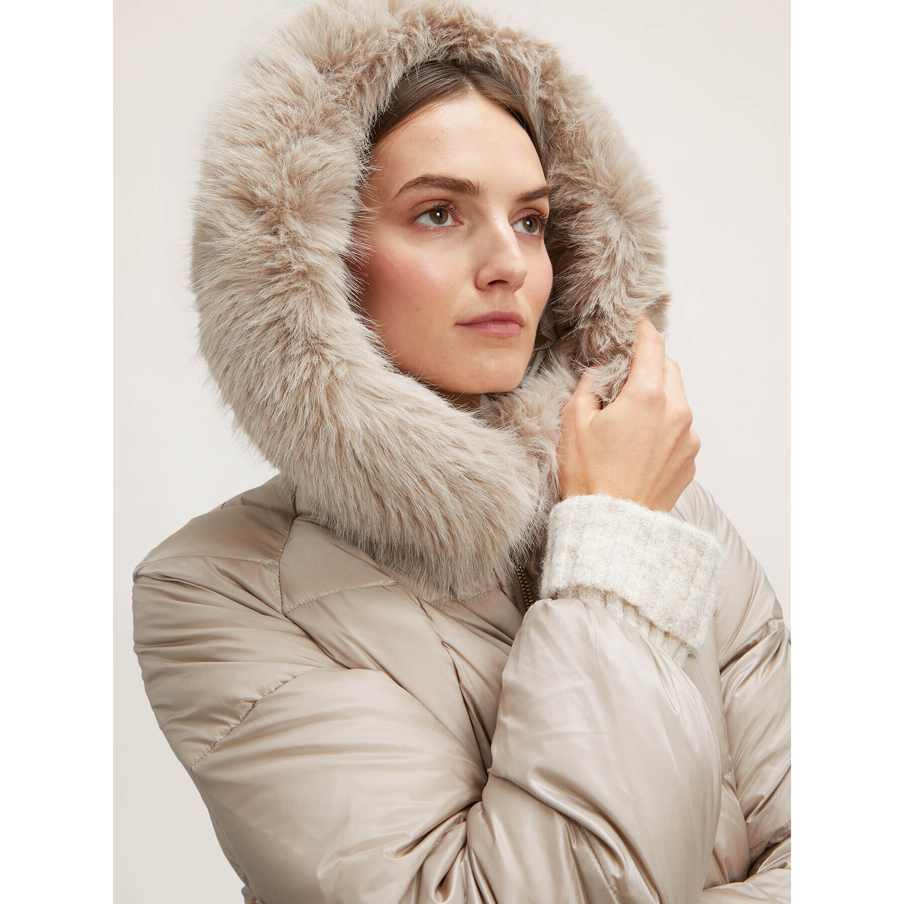 Motivi - Chaqueta acolchada con capucha - Beige